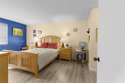 325 NW 72nd Ave #308, Miami, FL 33126 - Photo 2
