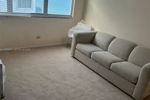 6039 Collins Ave, Miami Beach, FL 33140 - Photo 12