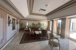 6039 Collins Ave, Miami Beach, FL 33140 - Photo 22