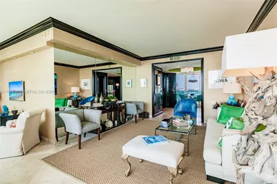 300 S Pointe Dr #1604, Miami Beach, FL 33139 - Photo 6