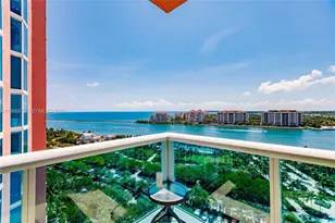 300 South Pointe Dr, Miami Beach, FL 33139 - Photo 42