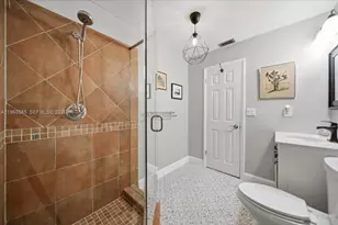 960 Bayberry Point Dr, Plantation, FL 33324 - Photo 42