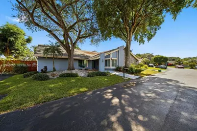 960 Bayberry Point Dr, Plantation, FL 33324 - Photo 40