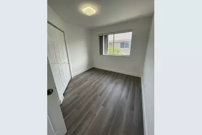 5725 NW 114th Path #106, Doral, FL 33178 - Photo 16