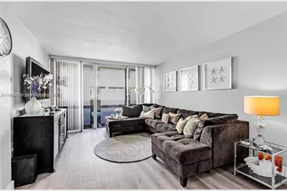 830 NW 87th Ave #303, Miami, FL 33172 - Photo 2