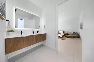300 NE 48th St, Miami, FL 33137 - Photo 60