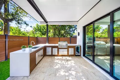 300 NE 48th St, Miami, FL 33137 - Photo 76