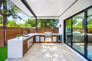 300 NE 48th St, Miami, FL 33137 - Photo 76