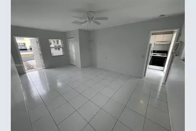 5550 NE 20th Ter #2, Fort Lauderdale, FL 33308 - Photo 2