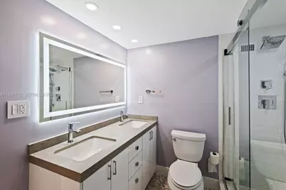 1000 West Ave #1024, Miami Beach, FL 33139 - Photo 36