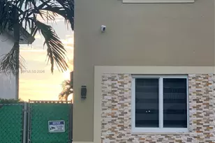 16121 SW 141st Ave, Miami, FL 33177 - Photo 1