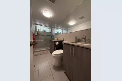 2650 W 8th Ave, Hialeah, FL 33010 - Photo 26