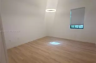 711 SW 11th St, Florida City, FL 33034 - Photo 10