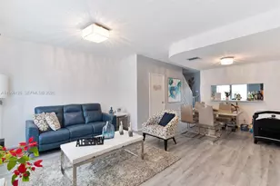 9925 NW 57th Manor, Coral Springs, FL 33076 - Photo 2