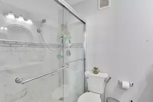 9925 NW 57th Manor, Coral Springs, FL 33076 - Photo 16
