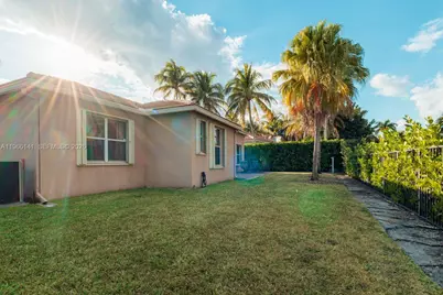 2488 Eagle Run Dr, Weston, FL 33327 - Photo 52