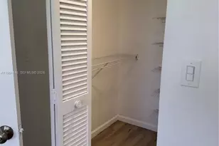 6301 N Fall Circle Dr, Lauderhill, FL 33319 - Photo 30