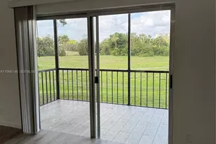 6301 N Fall Circle Dr, Lauderhill, FL 33319 - Photo 14