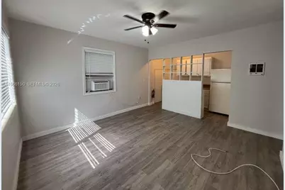 301 Sharar Ave #4, Opa Locka, FL 33054 - Photo 2