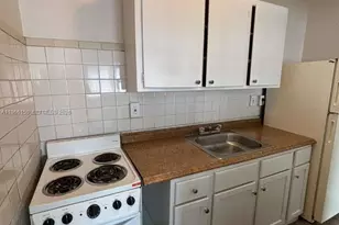 301 Sharar Ave, Opa Locka, FL 33054 - Photo 6