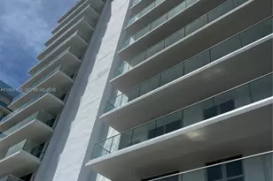 9225 Collins Ave, Surfside, FL 33154 - Photo 2