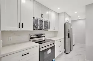 3916 NW 207 St Rd, Miami Gardens, FL 33055 - Photo 4