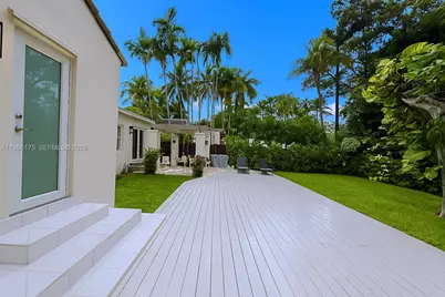 775 NE 76th St, Miami, FL 33138 - Photo 30