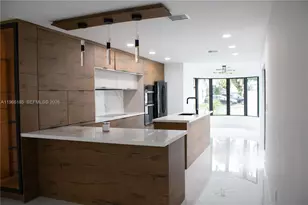 10433 SW 118th Ct, Miami, FL 33186 - Photo 4
