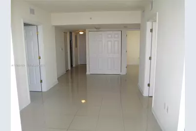 420 SW 12th Ave #1206, Miami, FL 33130 - Photo 4