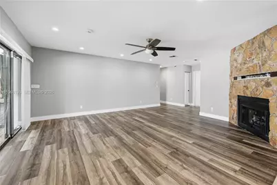 2791 SW 86th Way, Davie, FL 33328 - Photo 14