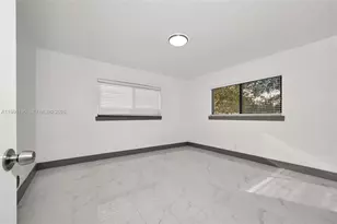 2221 Charleston St, Hollywood, FL 33020 - Photo 8