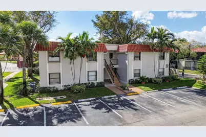 9730 Hammocks Blvd #201-28, Miami, FL 33196 - Photo 2