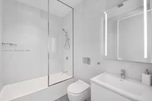 2000 S Ocean Dr, Hallandale Beach, FL 33009 - Photo 28