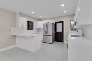 18765 SW 316th Terrace, Homestead, FL 33030 - Photo 8