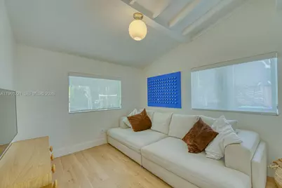 4071 Barbarossa Ave, Miami, FL 33133 - Photo 14