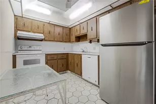 20301 W Country Club Dr, Aventura, FL 33180 - Photo 14