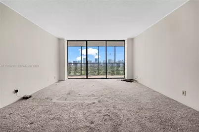 20301 W Country Club Dr #1826, Aventura, FL 33180 - Photo 16