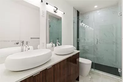 221 NE 44th St, Miami, FL 33137 - Photo 22