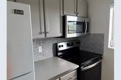 1701 Washington St #504, Hollywood, FL 33020 - Photo 8