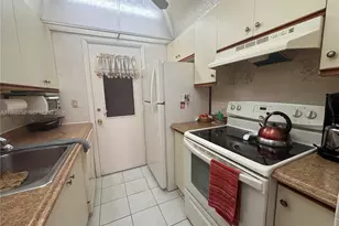 16900 NE 14th Ave, Miami, FL 33162 - Photo 10
