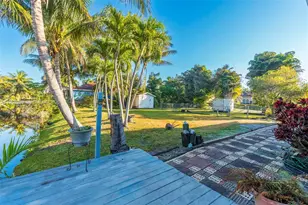 6581 Riparian Rd, Lake Worth, FL 33462 - Photo 46