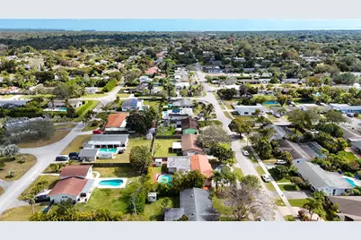 9131 SW 178th Ter, Palmetto Bay, FL 33157 - Photo 10