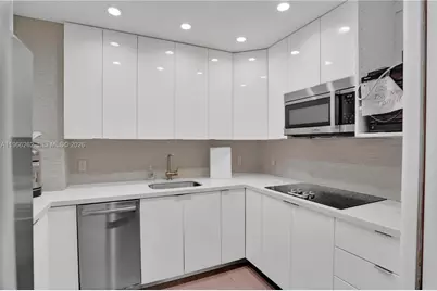 1200 West Ave #521, Miami Beach, FL 33139 - Photo 38