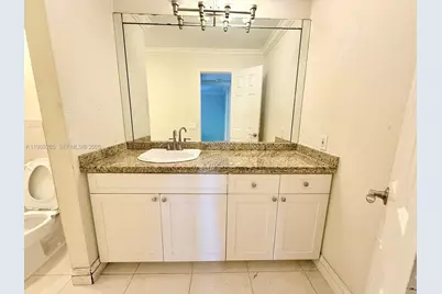 801 NE 199th St #204-10, Miami, FL 33179 - Photo 10