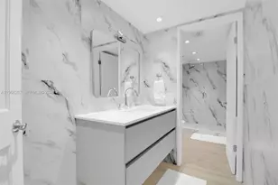 5757 Collins Ave, Miami Beach, FL 33140 - Photo 16