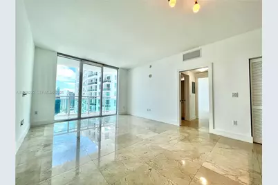 950 Brickell Bay Dr #3903, Miami, FL 33131 - Photo 8
