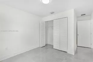 933 NW 50th St, Miami, FL 33127 - Photo 16