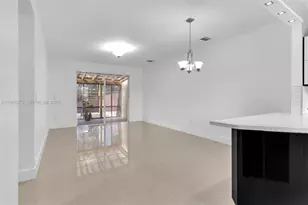 30 SE 6th Rd, Homestead, FL 33030 - Photo 8