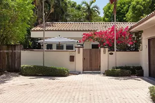 5830 Pine Tree Dr, Miami Beach, FL 33140 - Photo 2