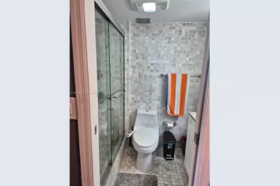 4001 Hillcrest Dr #416, Hollywood, FL 33021 - Photo 14